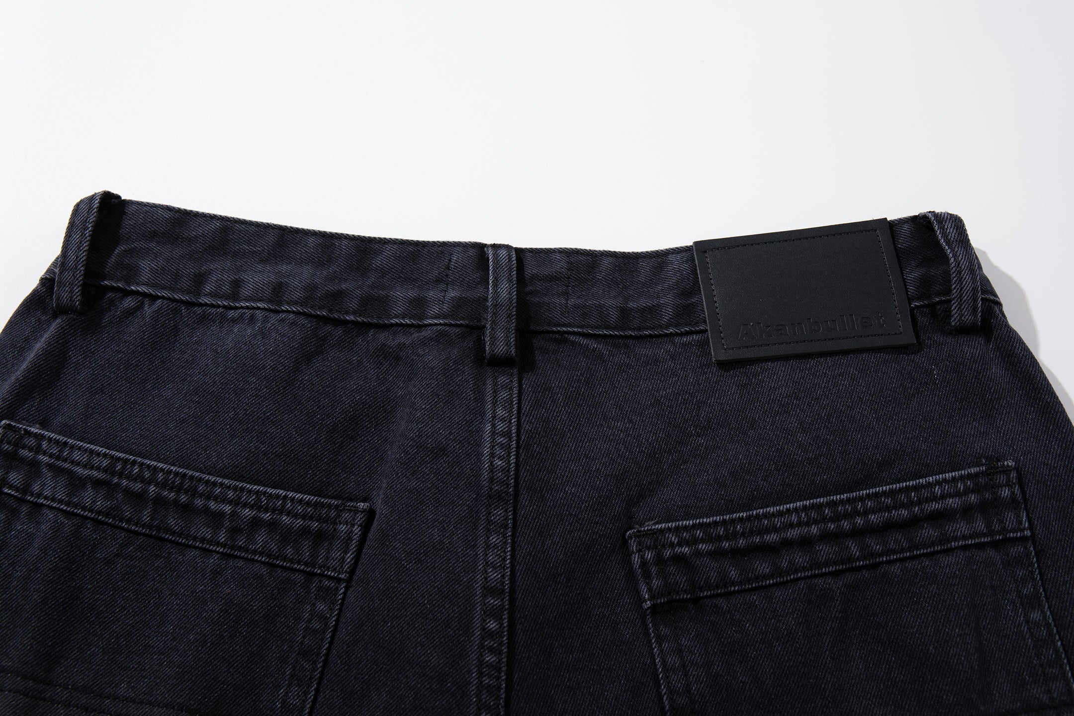 Floral Embroidered Wide-Leg Carpenter Jeans | Washed Black