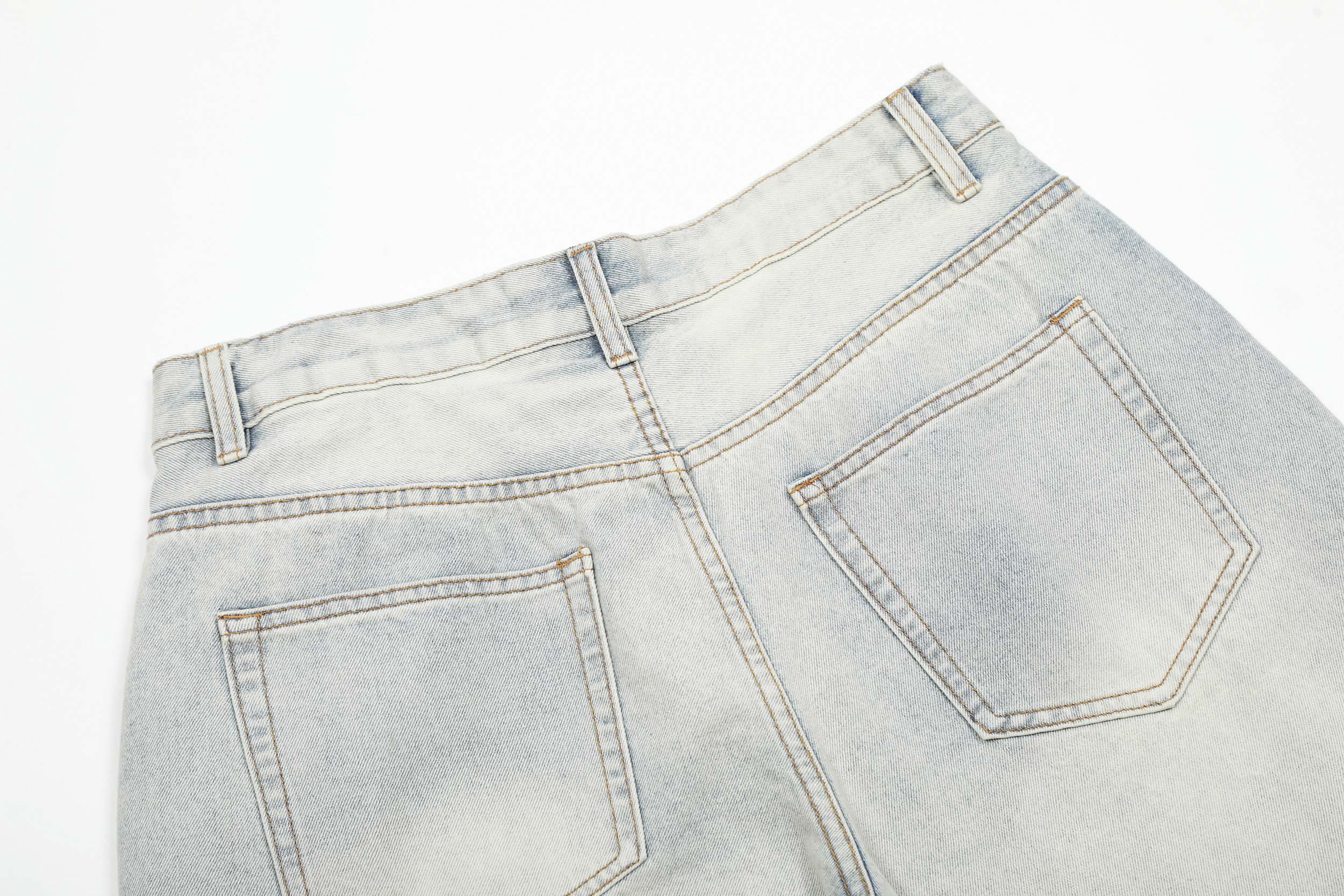 Light Washed Wide-Leg Jeans | Oversized Baggy Denim