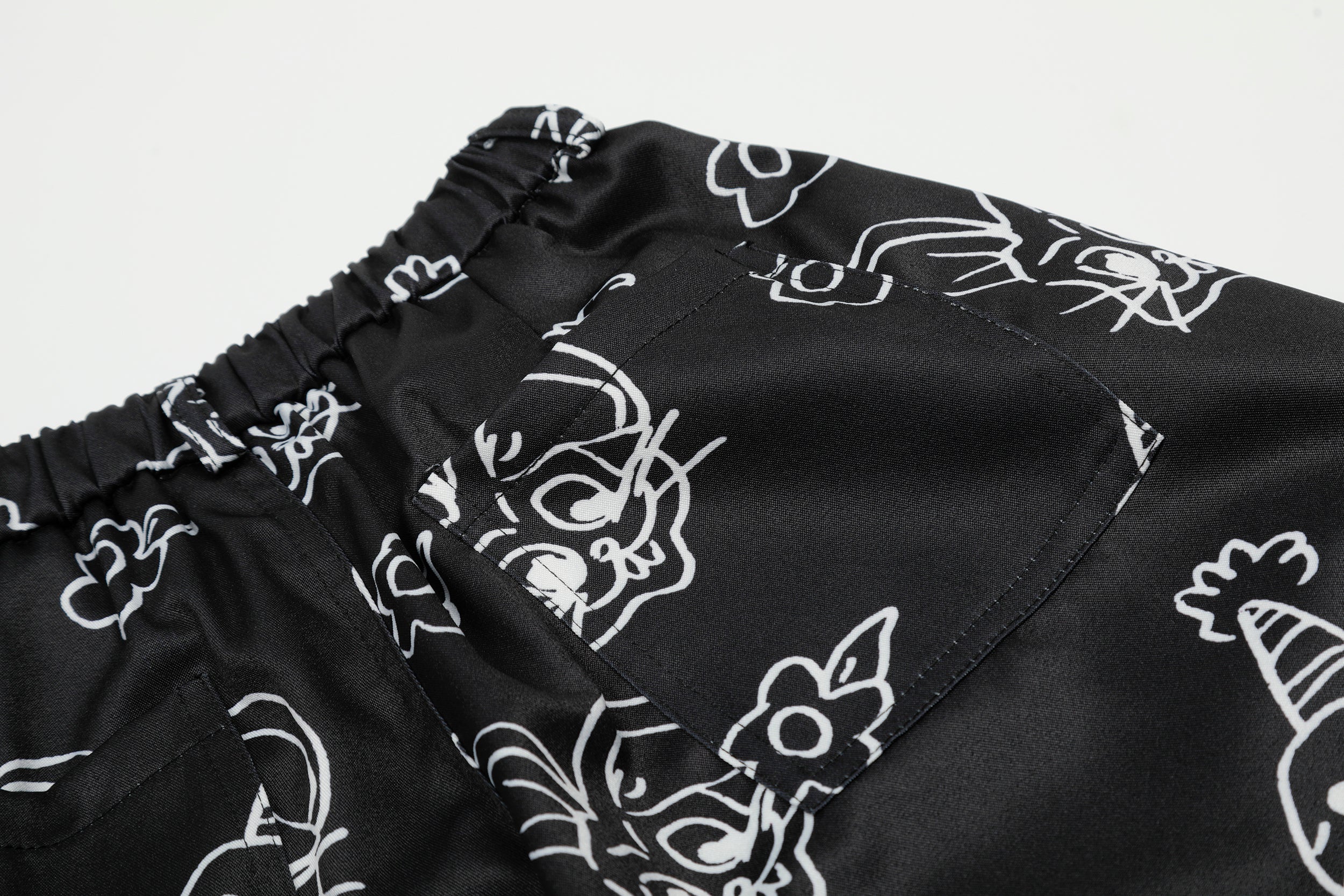 Cartoon Graphic Wide-Leg Cargo Pants | Streetwear