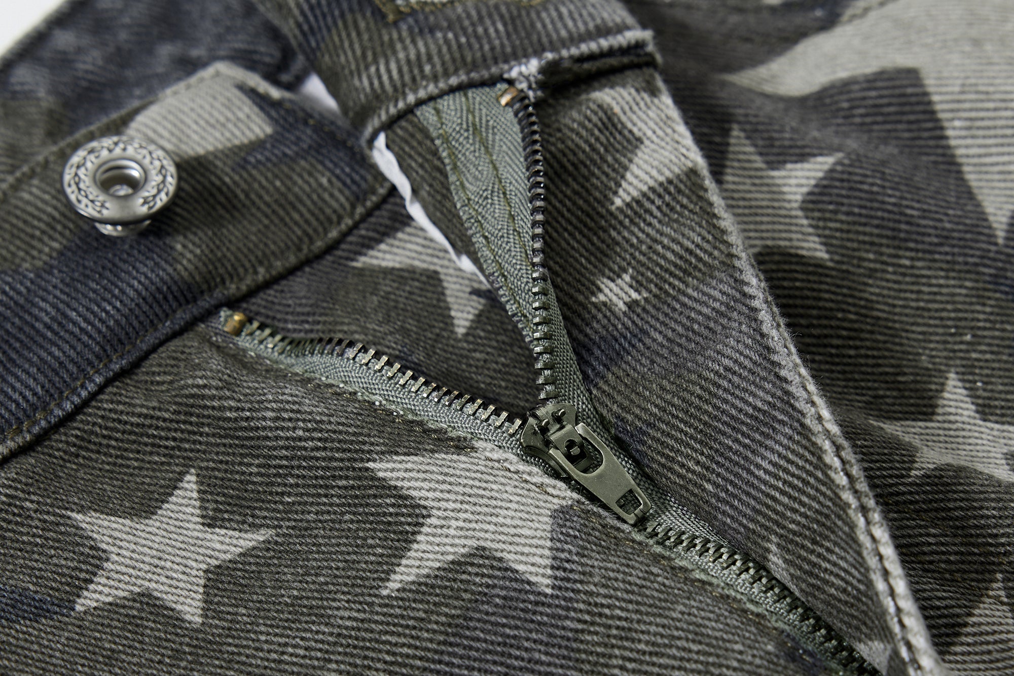 Omirad All-Star Barrel Leg Jeans | Vintage Wash Star Print Denim