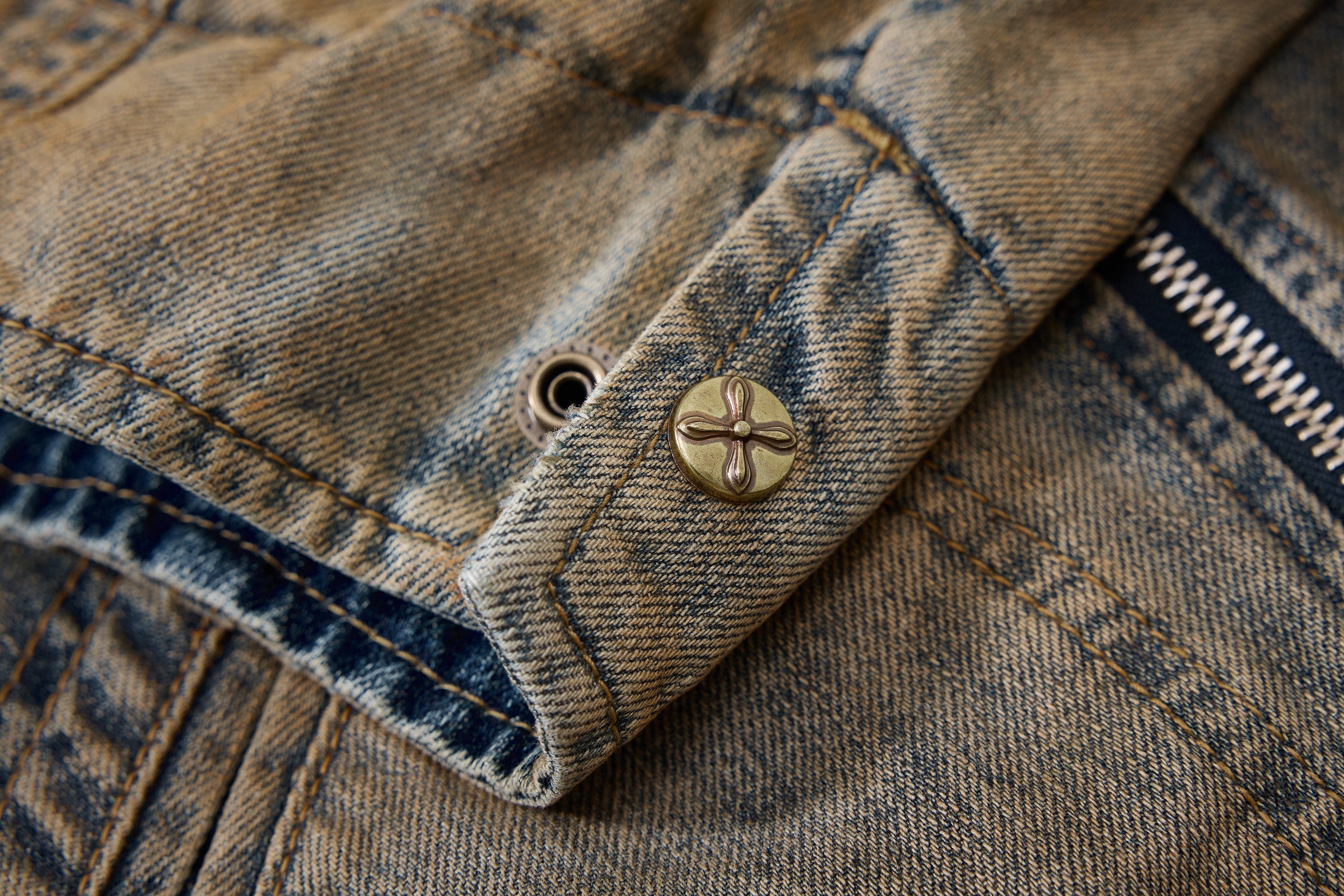 Omirad Vintage Distressed Denim Jacket | Washed Cropped Fit