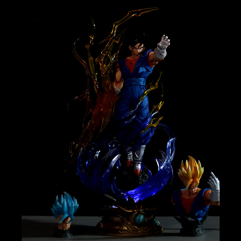 Goku Super Saiyan Collectible Figure – Dragon Ball Z, 58cm, Light-Up, 3 Interchangeable Heads