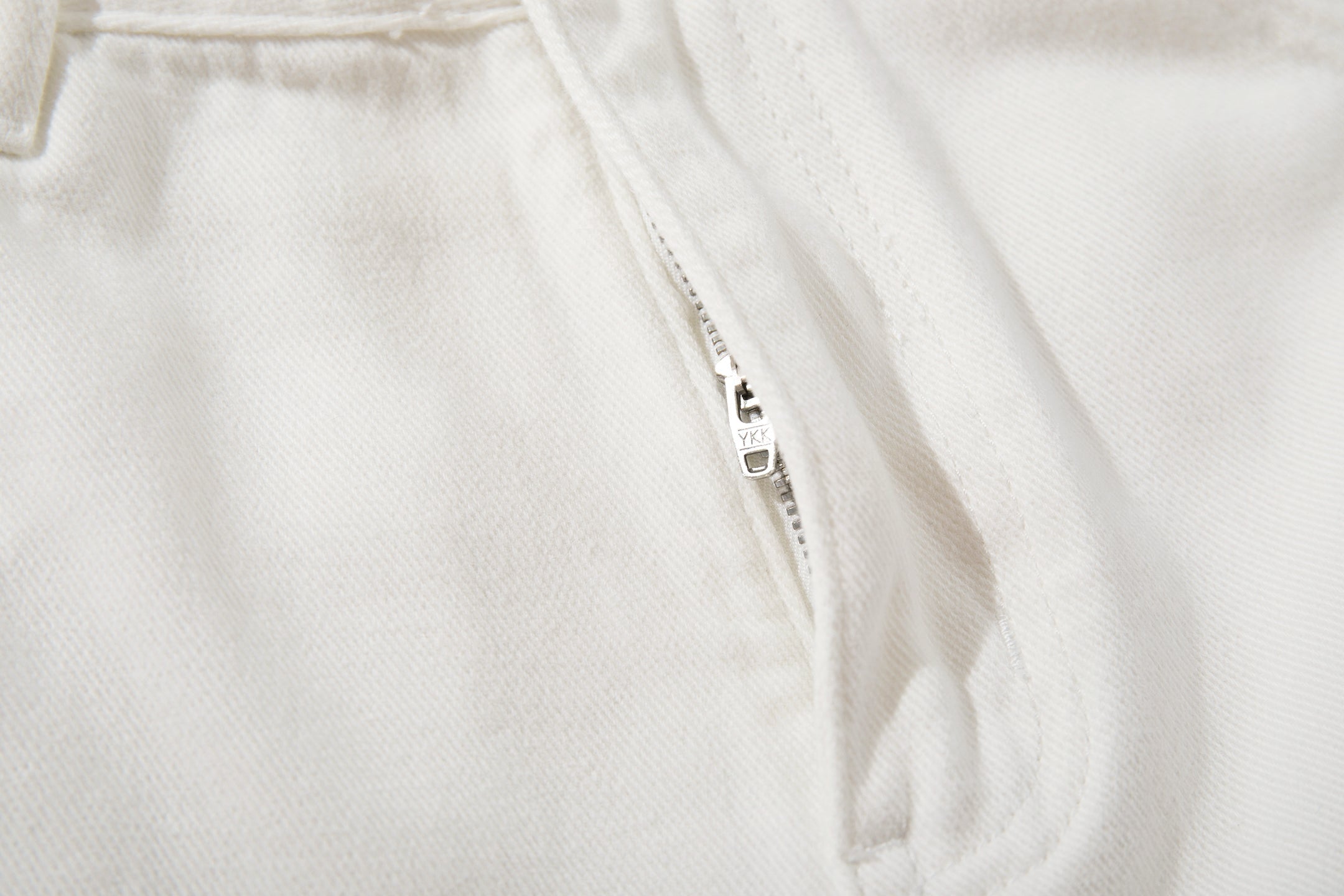 Omirad Clean-Edge White Wide-Leg Jeans | Curved Panel Denim
