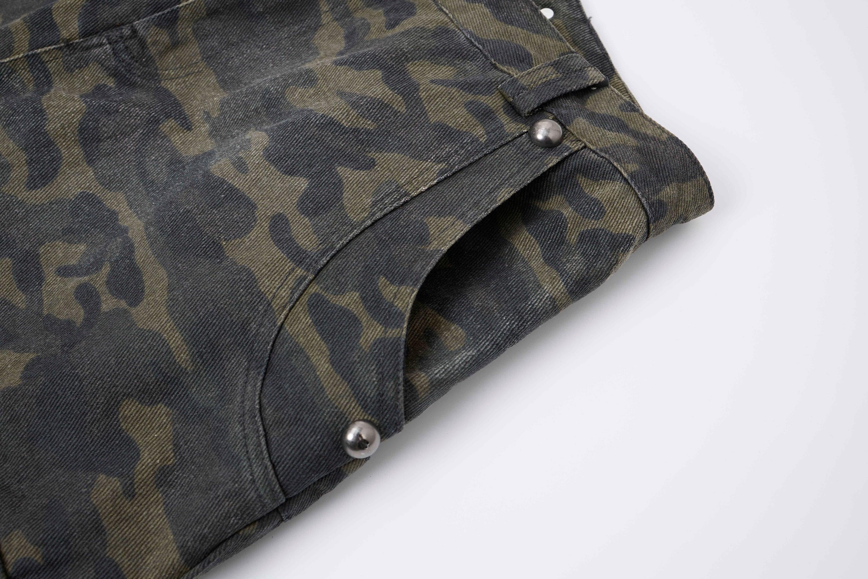 Omirad Camo Wide-Leg Cargo Pants with Studded Belt Detail
