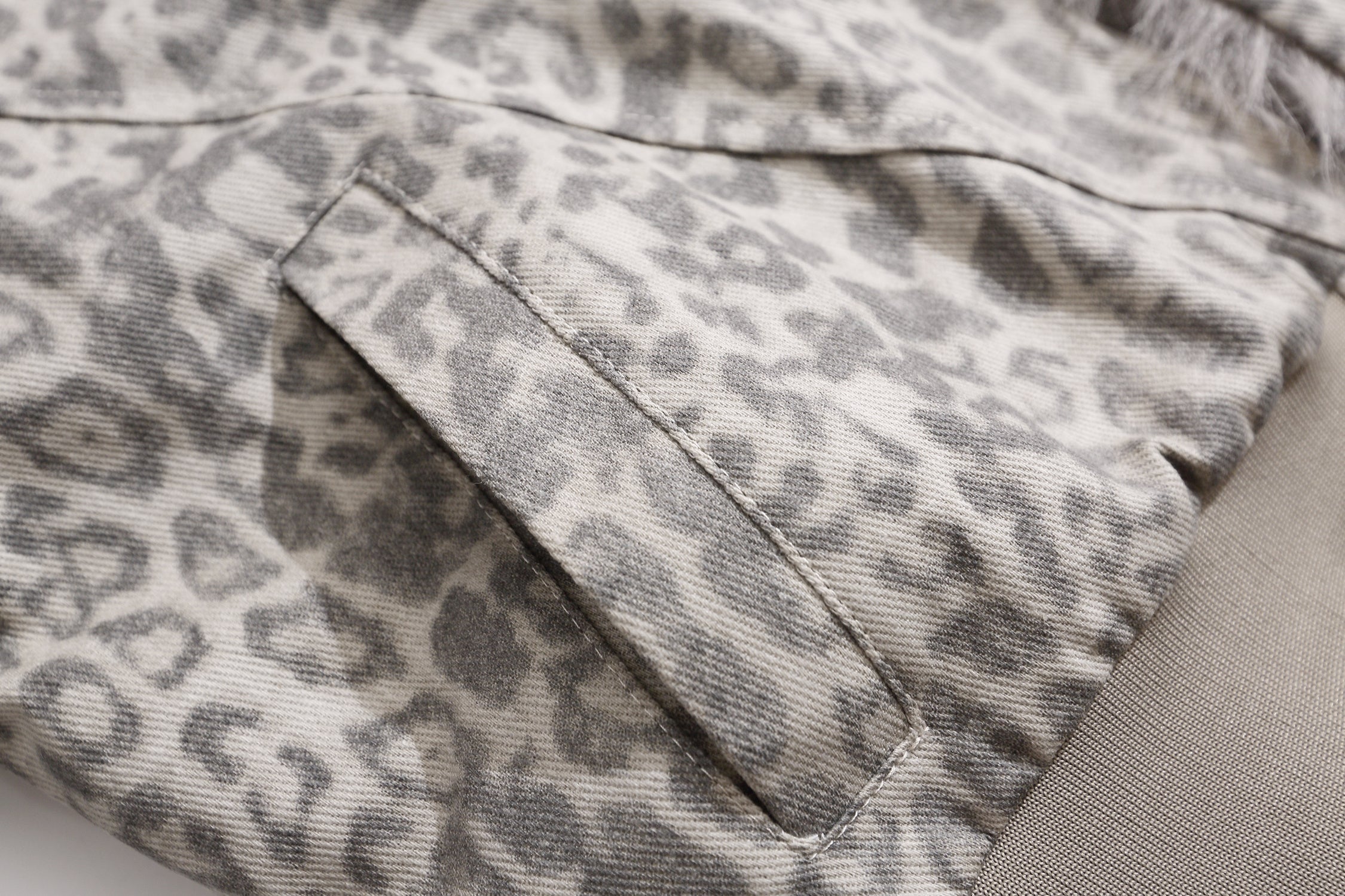 Leopard Print Faux Fur Collar Bomber Jacket | SEAKOFF