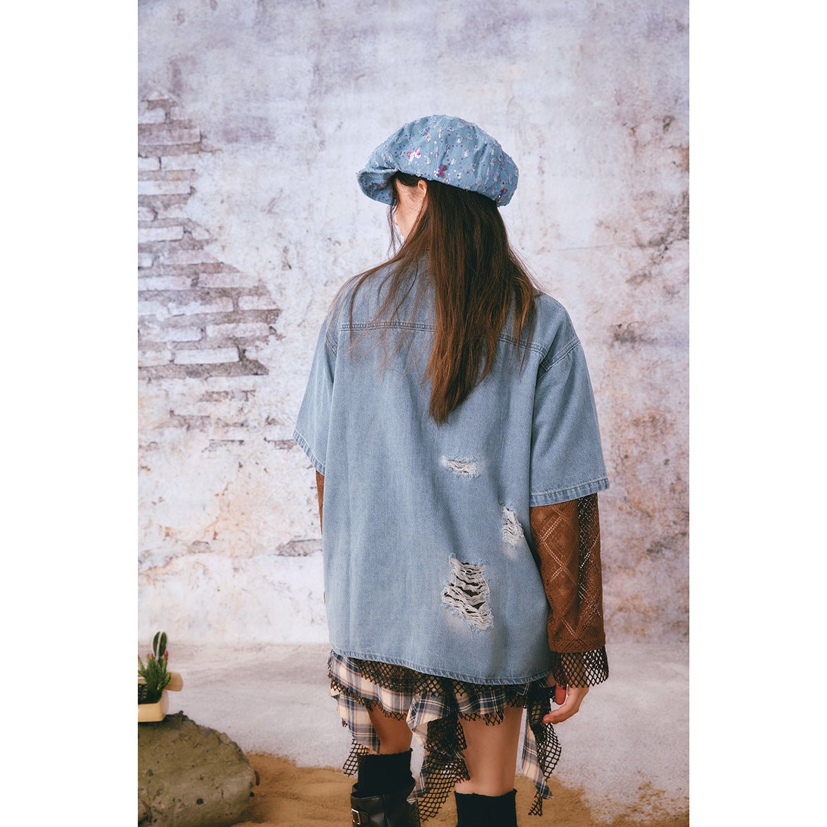 Graffiti Print Denim Chambray Shirt on Sale - Men's and Women's Short Sleeve Urban Style - Seakoff