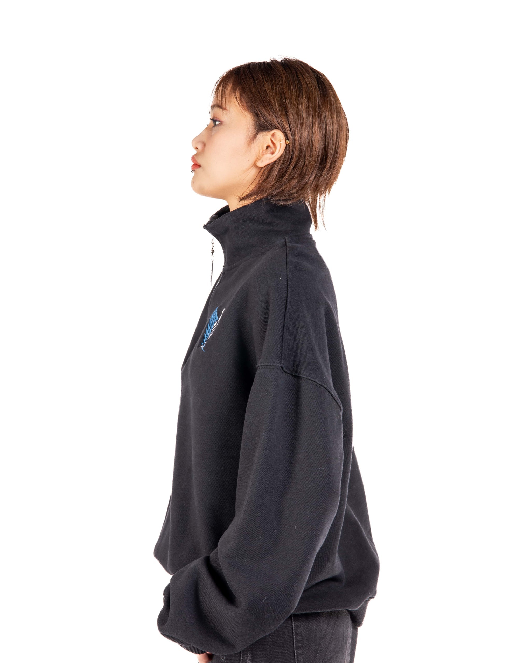 โจมตี Titan Freedom Quarter-Zip | เสื้อสเวตเตอร์เสื้อสวมหัวอนิเมะปัก